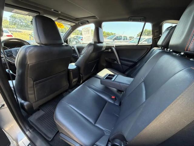 2017 Toyota RAV4 SE