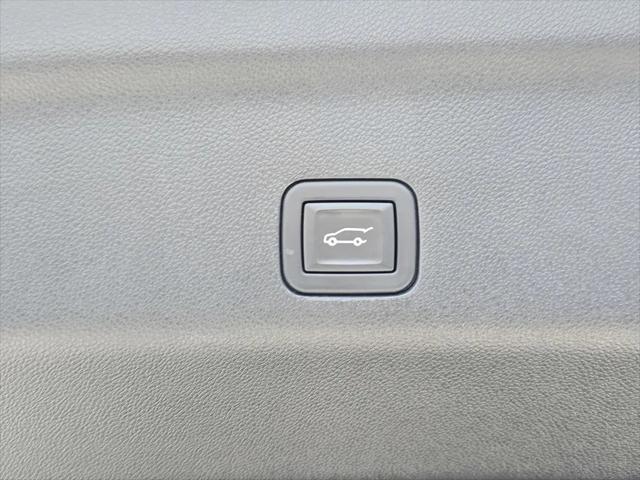 2025 Chevrolet Suburban 4WD RST