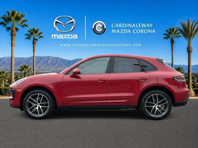2023 Porsche Macan Macan