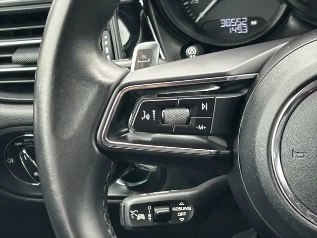 2023 Porsche Macan Macan