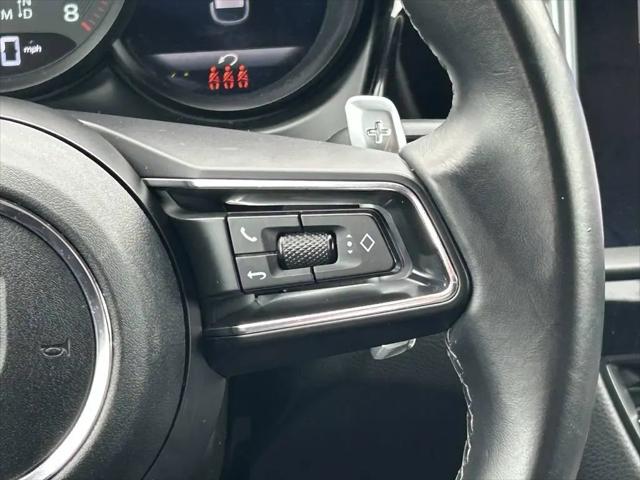 2023 Porsche Macan Macan