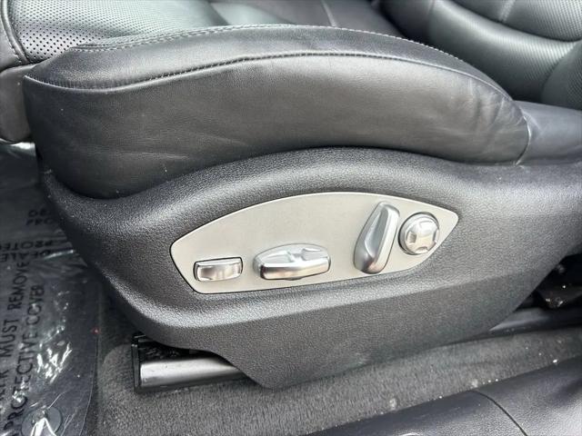 2023 Porsche Macan Macan