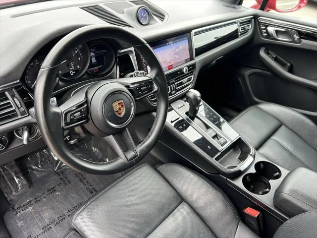 2023 Porsche Macan Macan