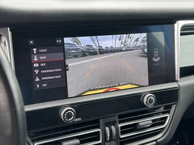 2023 Porsche Macan Macan