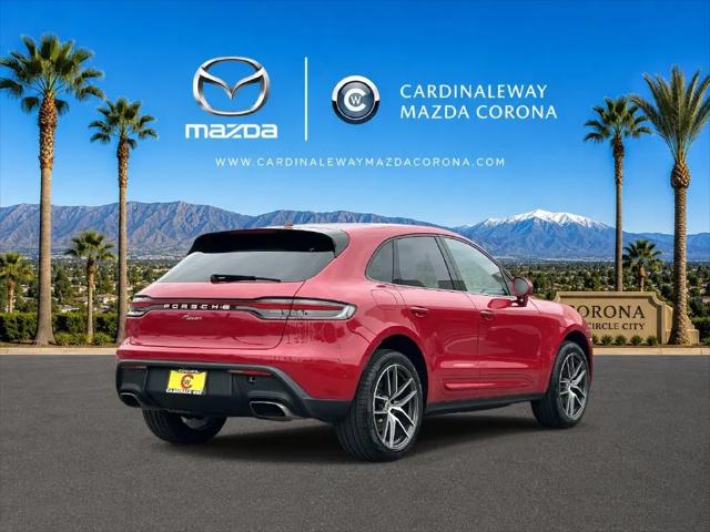 2023 Porsche Macan Macan