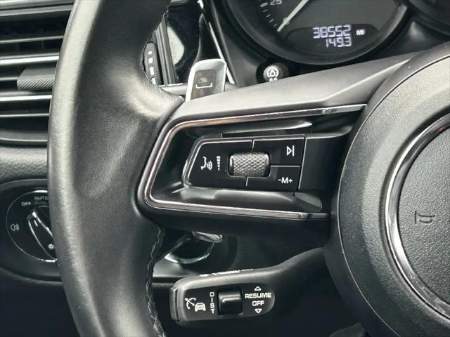 2023 Porsche Macan Macan