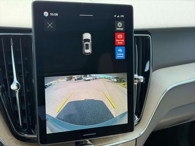 2026 Volvo XC60 B5 Core