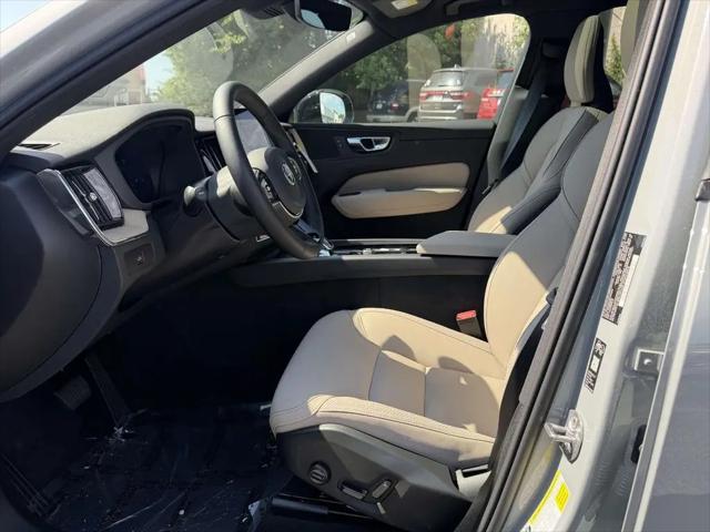 2026 Volvo XC60 B5 Core