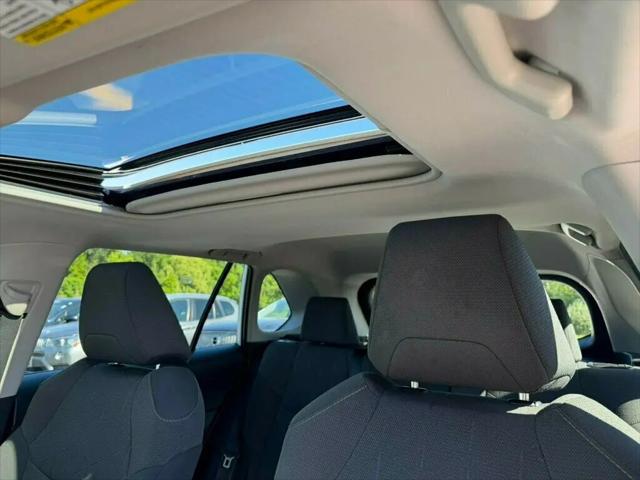 2022 Toyota RAV4 Hybrid XLE