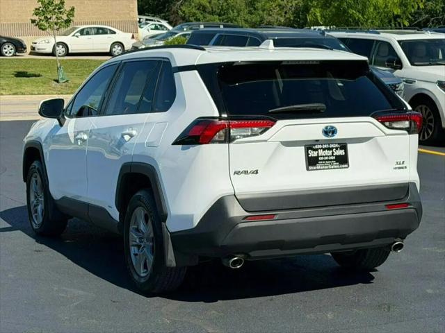 2022 Toyota RAV4 Hybrid XLE