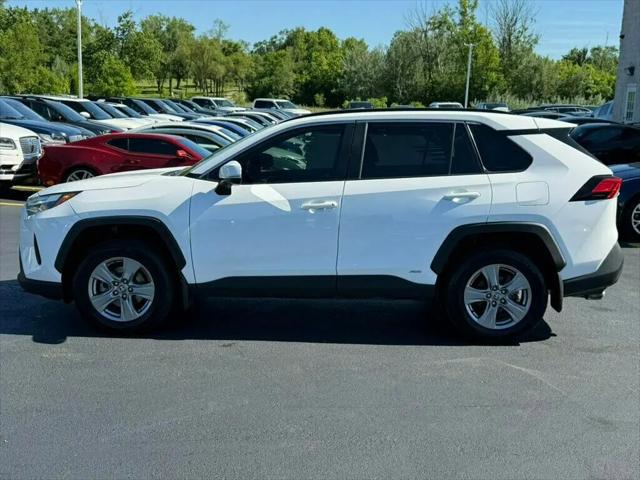 2022 Toyota RAV4 Hybrid XLE