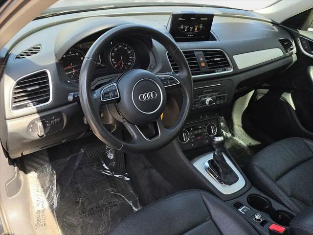 2017 Audi Q3 2.0T Premium