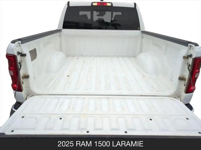 2025 Ram 1500 Laramie Crew Cab 4x4 5'7" Box