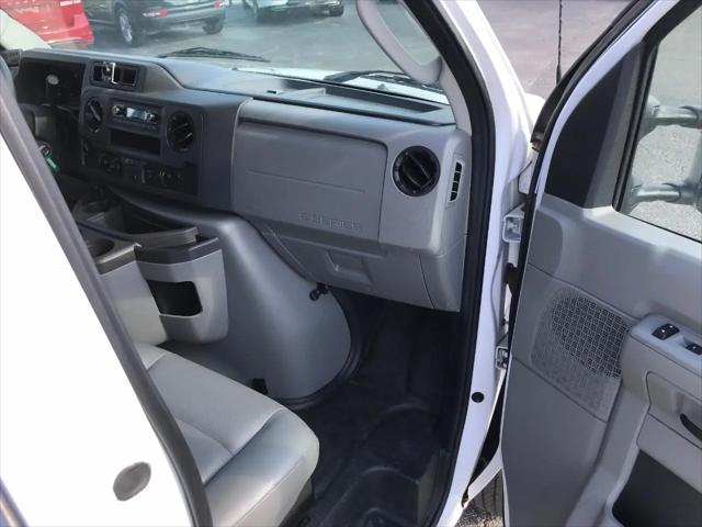 2023 Ford E-350 Cutaway Base