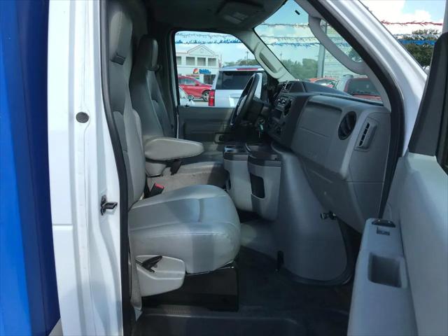 2023 Ford E-350 Cutaway Base