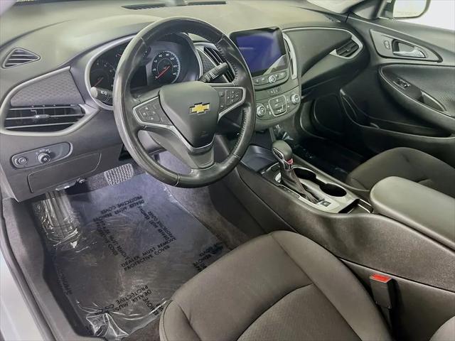 2022 Chevrolet Malibu FWD RS