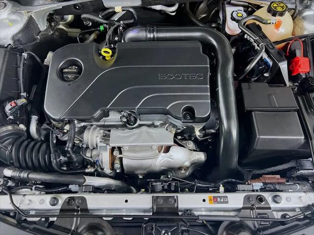 2022 Chevrolet Malibu FWD RS