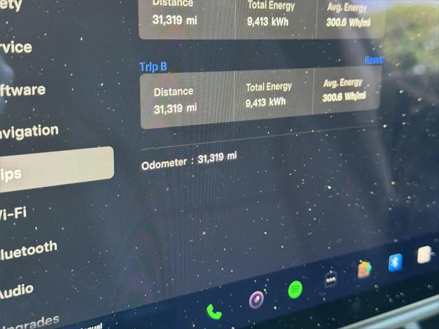 2022 Tesla Model X Dual Motor All-Wheel Drive