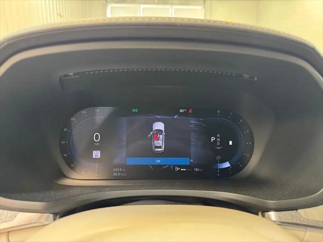 2025 Volvo V60 Cross Country Ultra, B5 AWD Gas (mild hybrid)