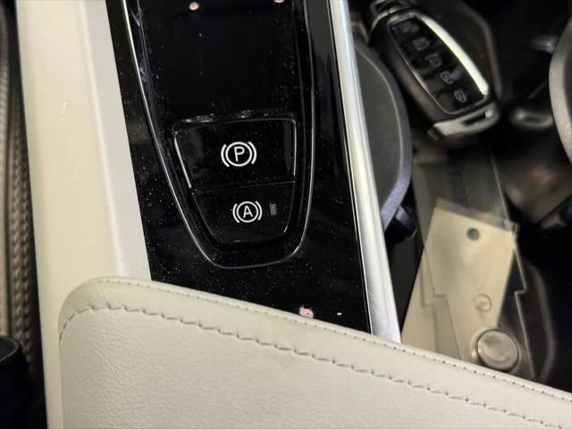 2025 Volvo V60 Cross Country Ultra, B5 AWD Gas (mild hybrid)