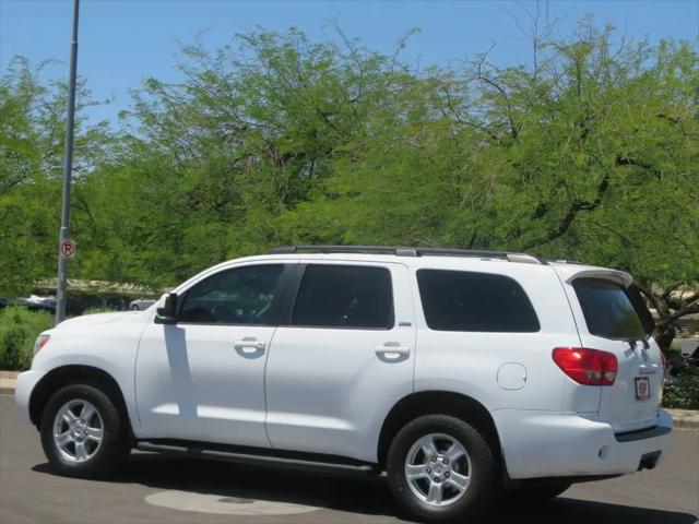2016 Toyota Sequoia SR5 5.7L V8