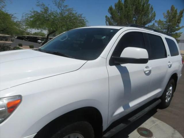 2016 Toyota Sequoia SR5 5.7L V8