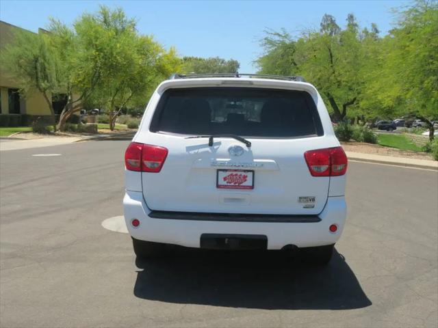 2016 Toyota Sequoia SR5 5.7L V8