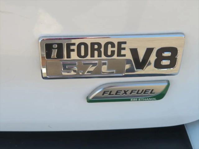 2016 Toyota Sequoia SR5 5.7L V8