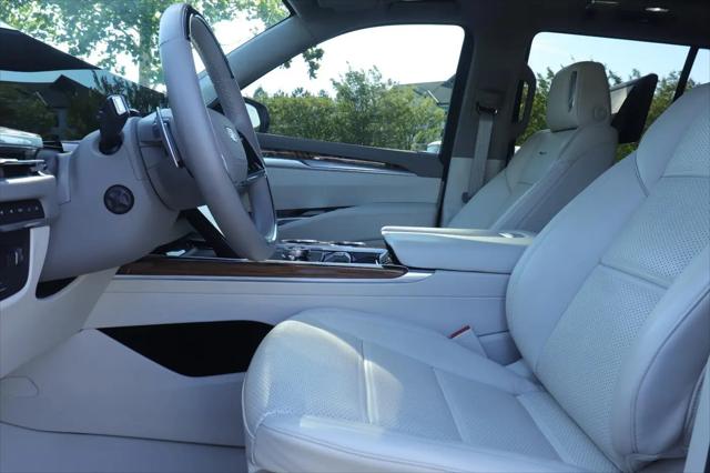 2025 Cadillac Escalade Sport Platinum