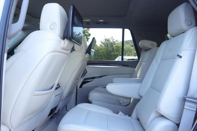 2025 Cadillac Escalade Sport Platinum
