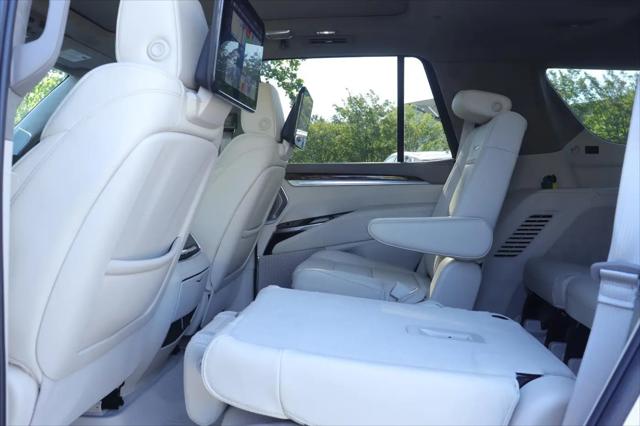 2025 Cadillac Escalade Sport Platinum