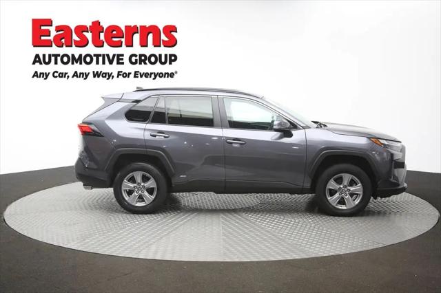 2023 Toyota RAV4 Hybrid LE