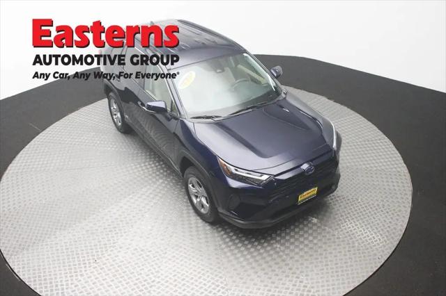 2022 Toyota RAV4 Hybrid XLE