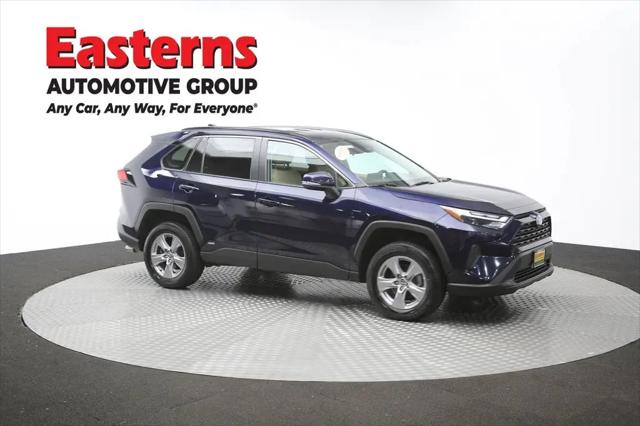 2022 Toyota RAV4 Hybrid XLE