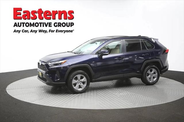 2022 Toyota RAV4 Hybrid XLE