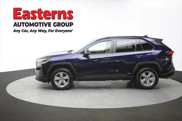 2022 Toyota RAV4 Hybrid XLE