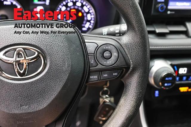 2020 Toyota RAV4 Hybrid LE