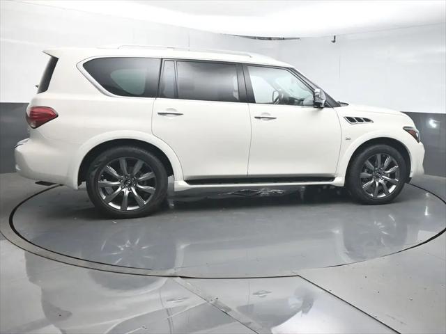 2017 INFINITI QX80 Signature Edition