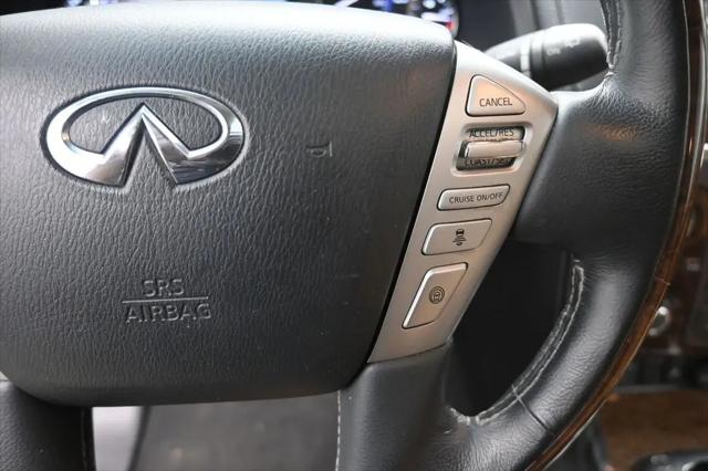 2017 INFINITI QX80 Signature Edition