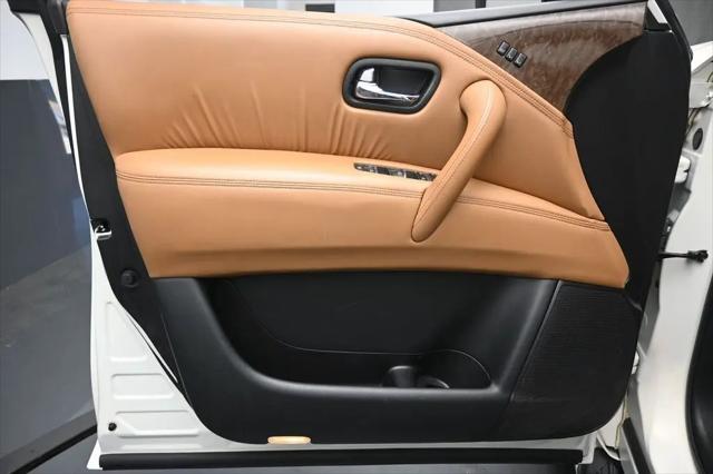 2017 INFINITI QX80 Signature Edition