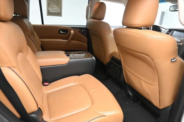 2017 INFINITI QX80 Signature Edition