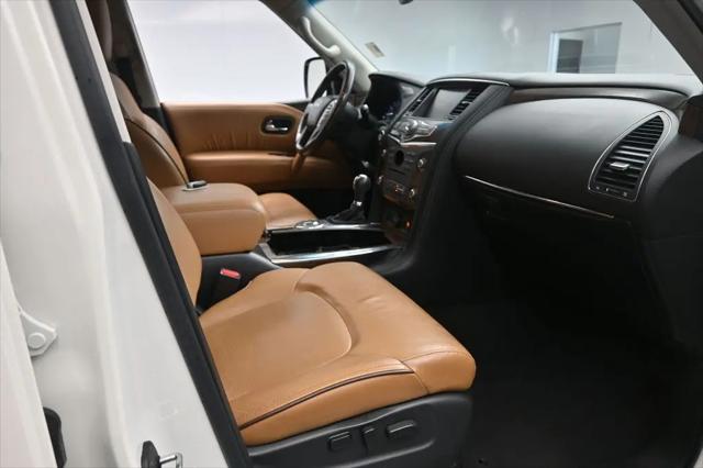 2017 INFINITI QX80 Signature Edition