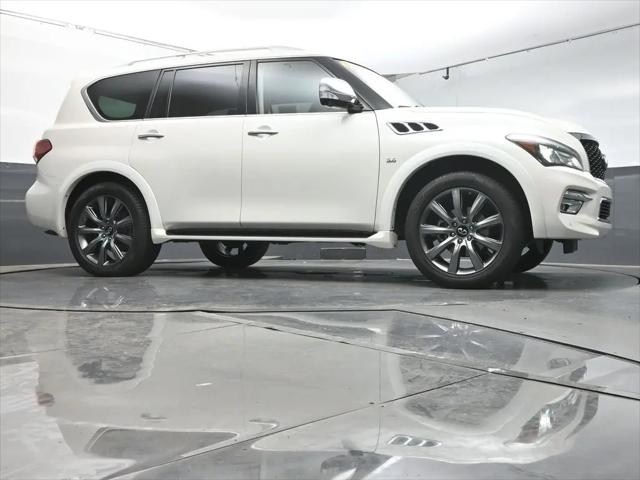 2017 INFINITI QX80 Signature Edition