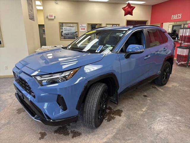 2024 Toyota RAV4 Hybrid SE