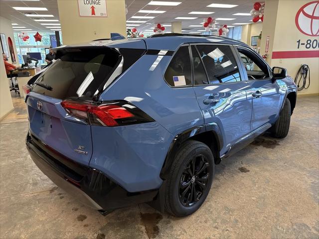 2024 Toyota RAV4 Hybrid SE