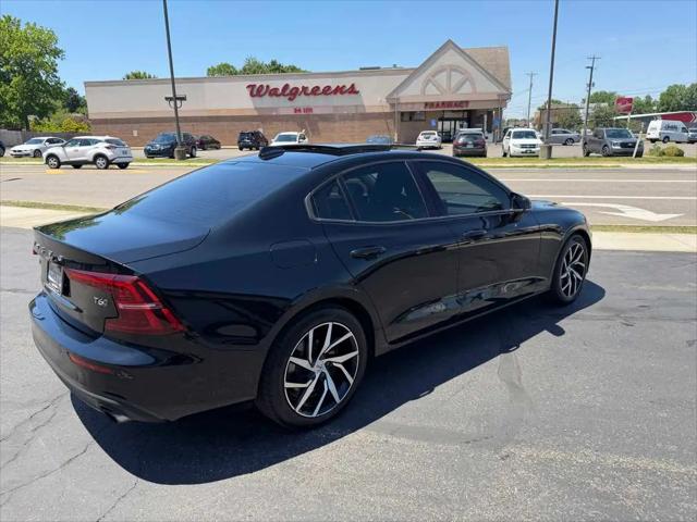 2020 Volvo S60 T6 Momentum