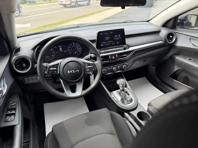 2023 Kia Forte LXS