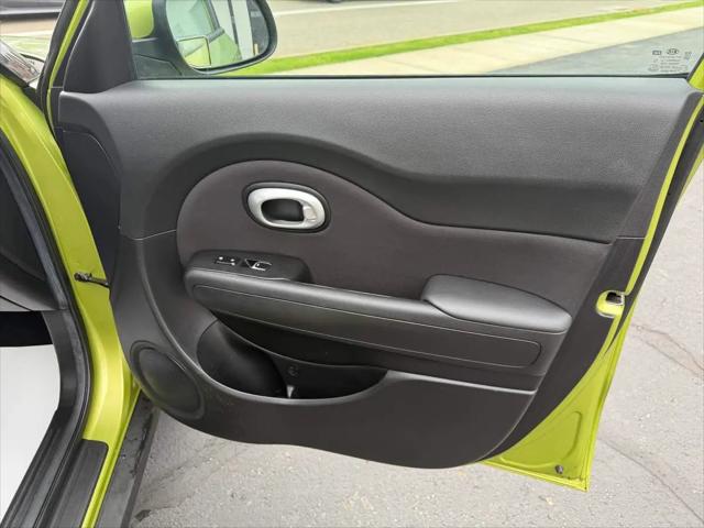 2018 Kia Soul Base