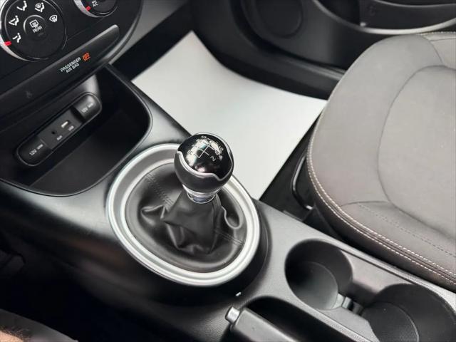 2018 Kia Soul Base
