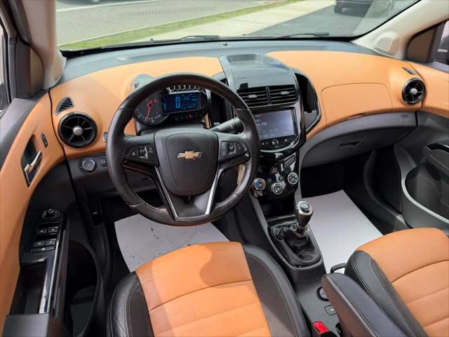 2014 Chevrolet Sonic LTZ Manual